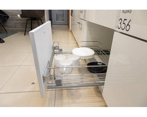 Корзина выдвижная в базу 600мм, направляющие плавного закрывания, хром