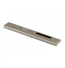 Планка ответная регулируемая дверная (REHAU) левая