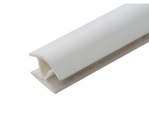 Соединитель 135гр. цоколя ПВХ пластик Белый L=1м FIRMAX 1 шт.